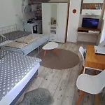 Lejlighed Apartman S Terasou