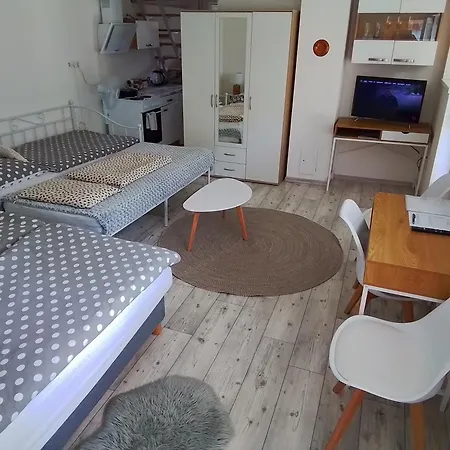 Apartment Apartman S Terasou